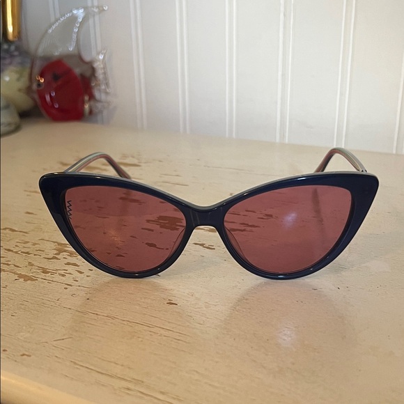 Missoni sunglasses cat eye 56-15 145. Mmioo40/s